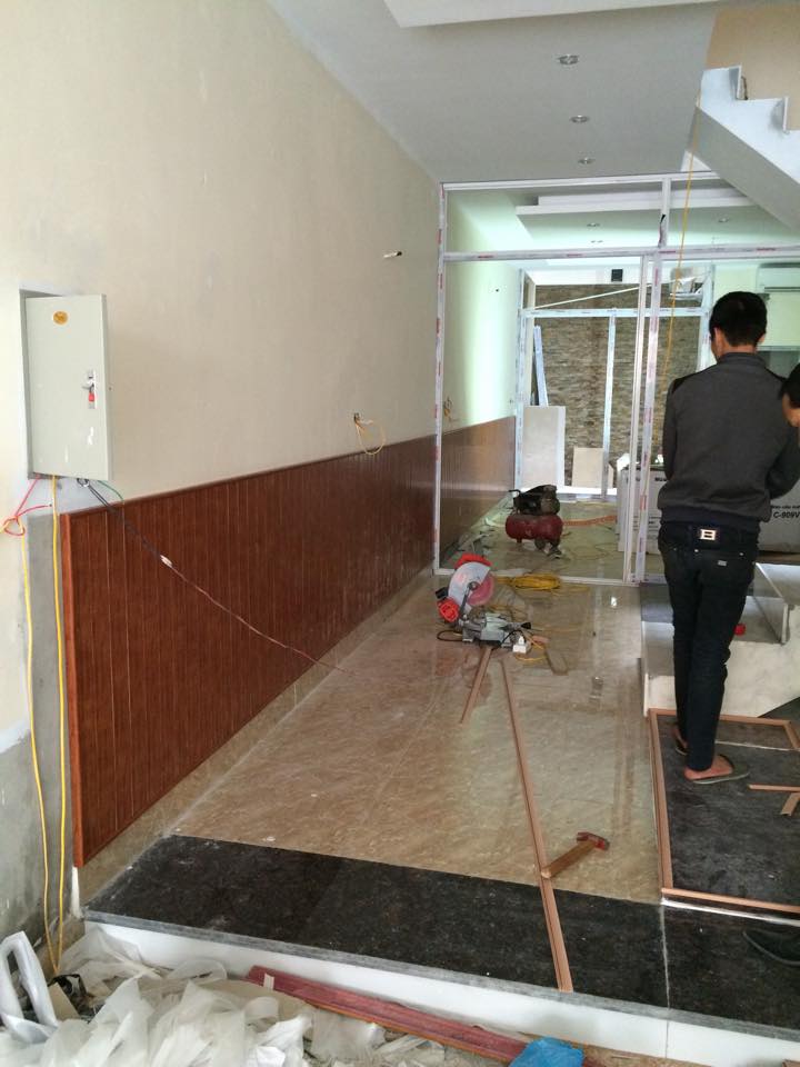 ván nhựa ốp tường hiện đại