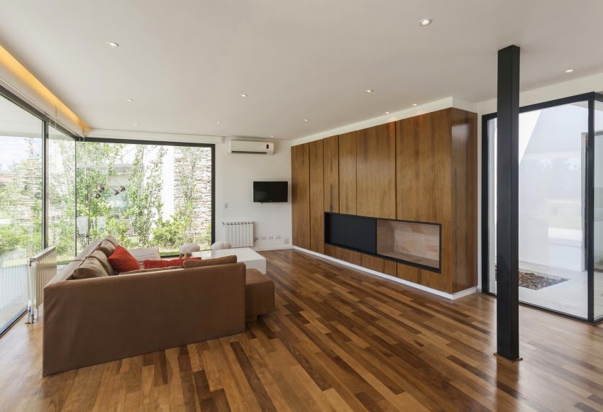 Sàn Nhựa Vân Gỗ Cho Biệt Thự – Á Đông Floor .