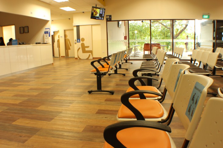 Cách Chọn Sàn Nhựa Tốt Nhất – Á Đông Floor .